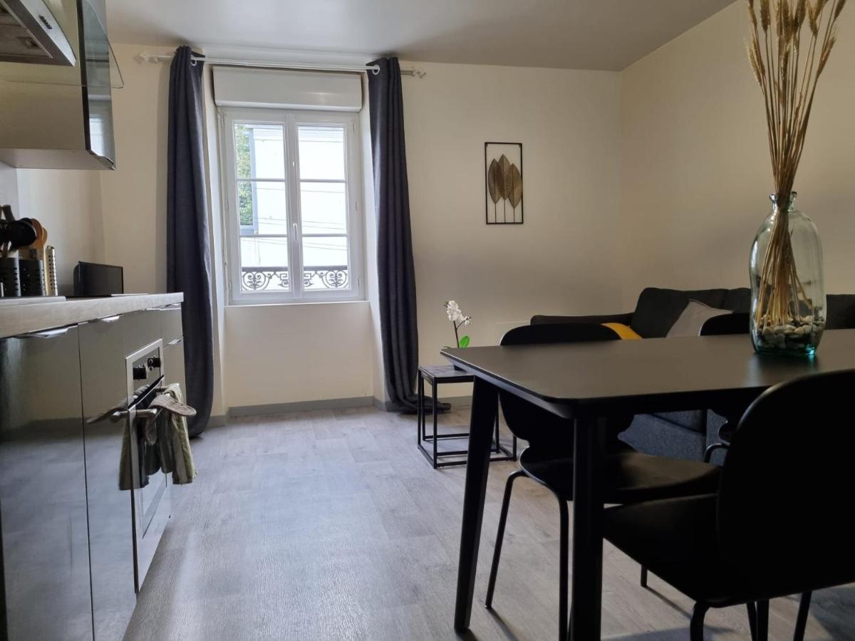 Delalauret _ Port-chatelêt Appartement
